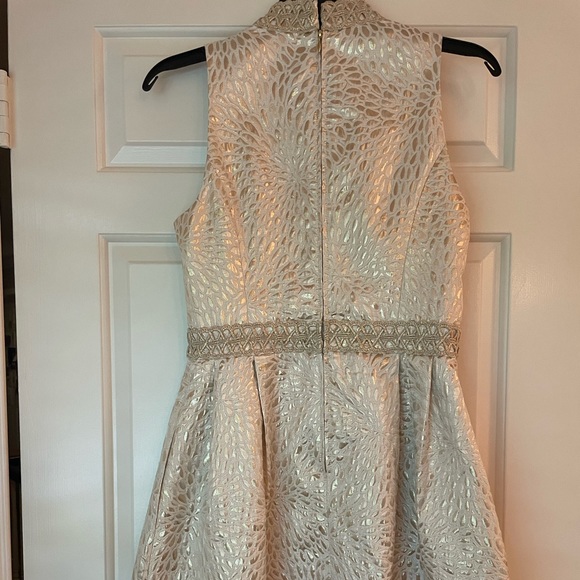 Lilly Pulitzer Dress, size 4, gold metallic, shift dress, only worn once. - Picture 2 of 2